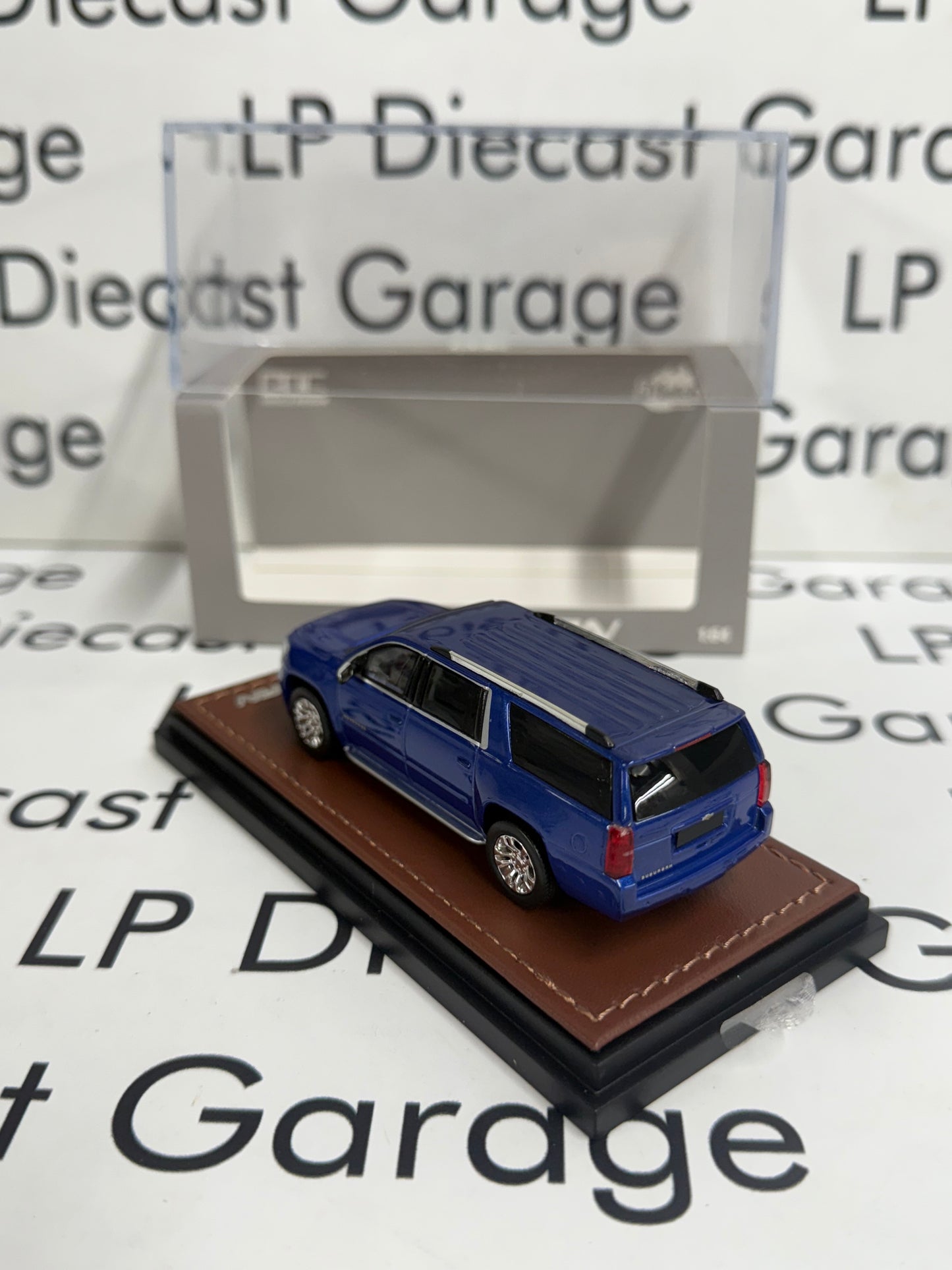 GOC 2015 Chevrolet Suburban Blue Limited Edition 1:64 Diecast Exclusive