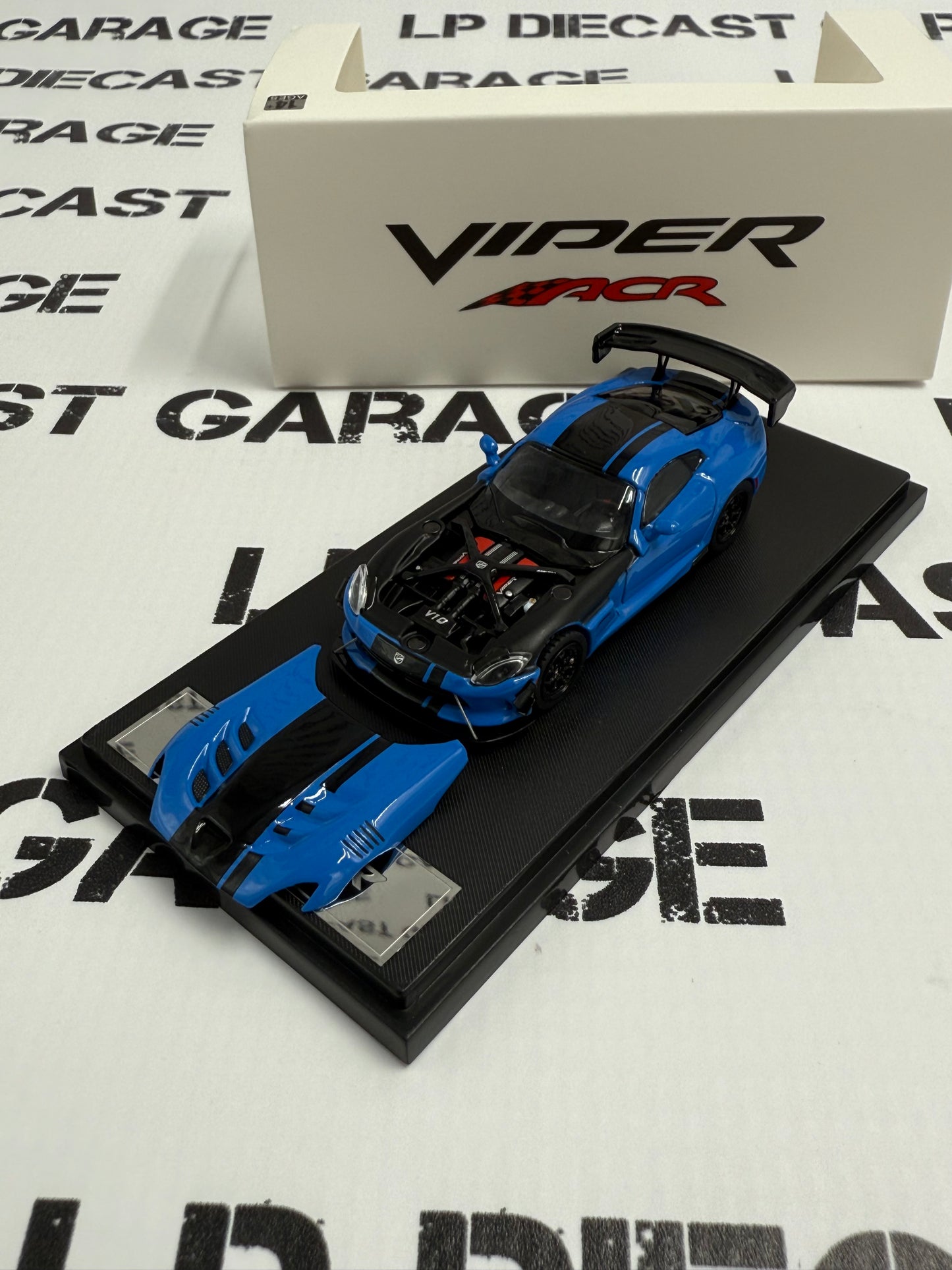 HONE MODEL 64 2017 Dodge Viper ACR Blue 1:64 Diecast
