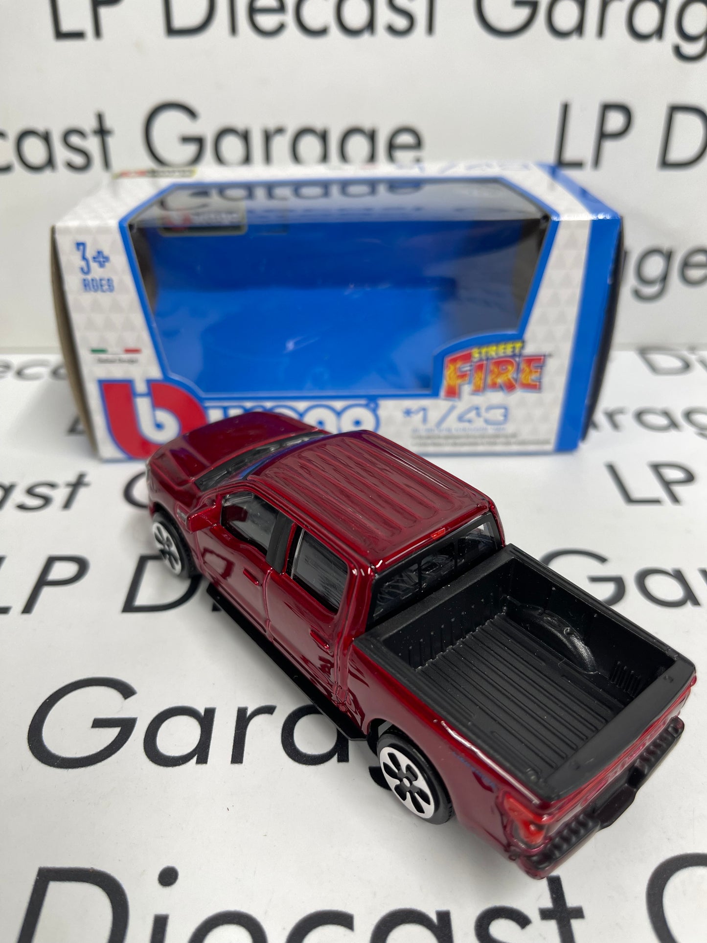 BURAGO 2022 Ford F-150 Lightning Platinum Truck Red 1:43 Diecast Street Fire