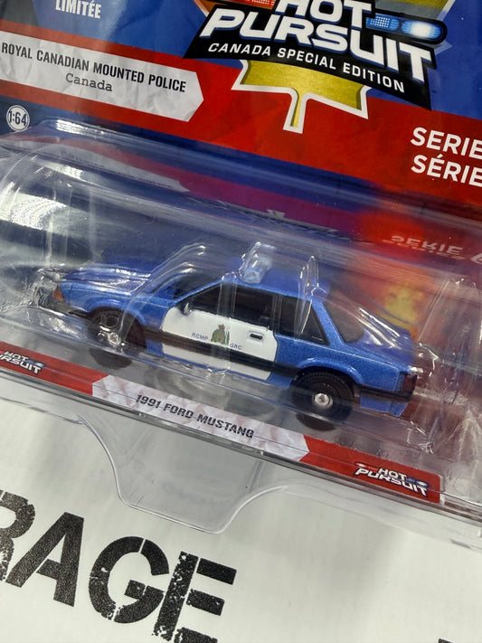 GREENLIGHT 1991 Ford Mustang Royal Canadian Mounted Police 1:64 Diecast Hot Pursuit