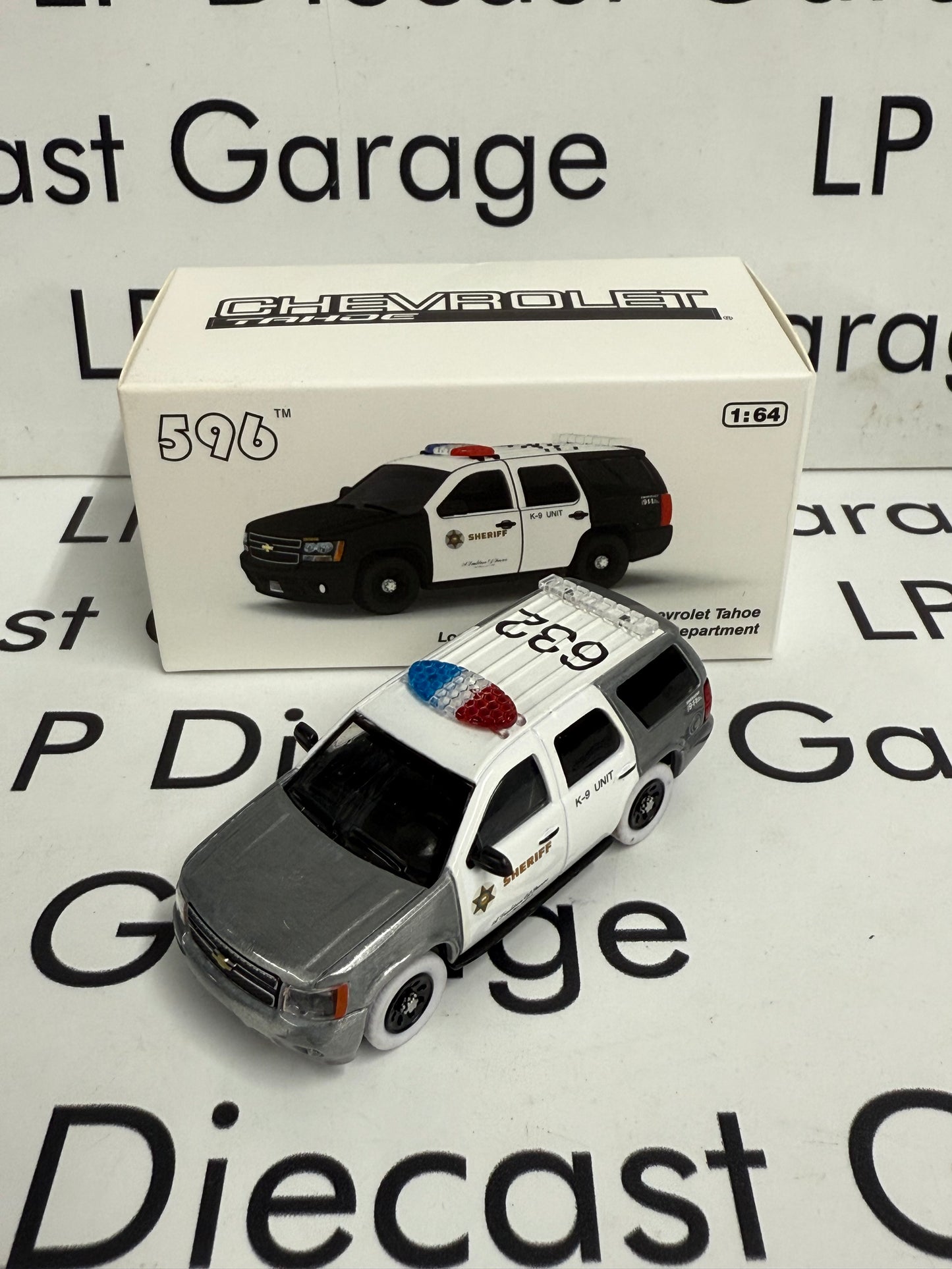 RAW CHASE 596 Model Chevrolet Tahoe LAPD Sheriff 1:64 Diecast