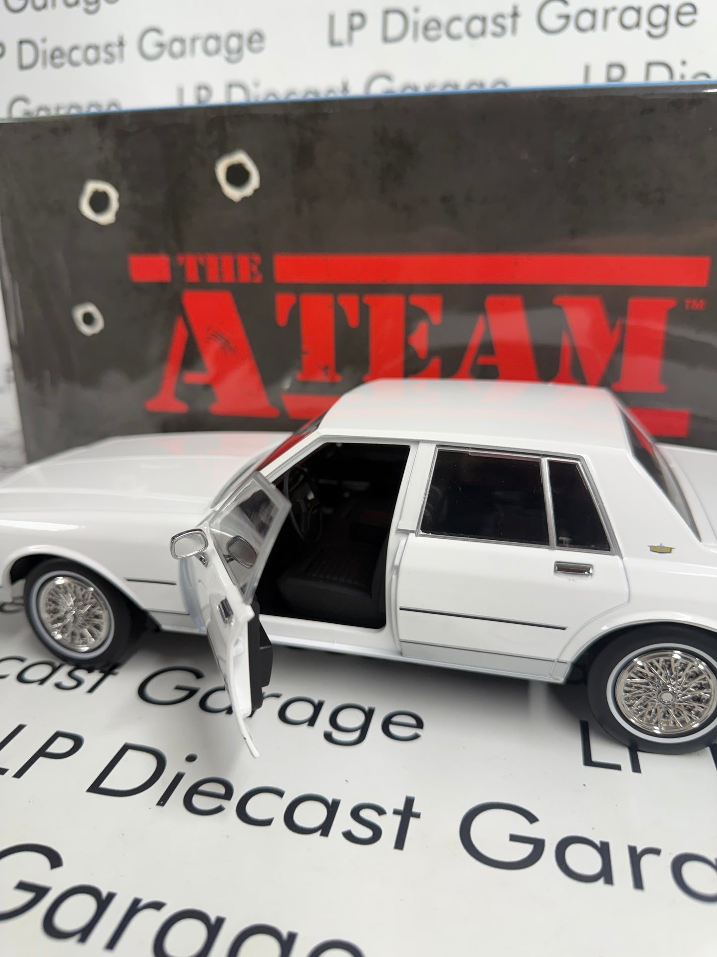 GREENLIGHT 1980 Chevrolet Caprice Classic White The A-Team 1:18 Diecast
