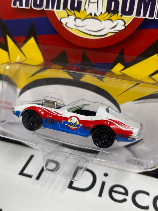 JOHNNY LIGHTNING 1969 Chevrolet Corvette Atomic Bomb 1:64 Diecast