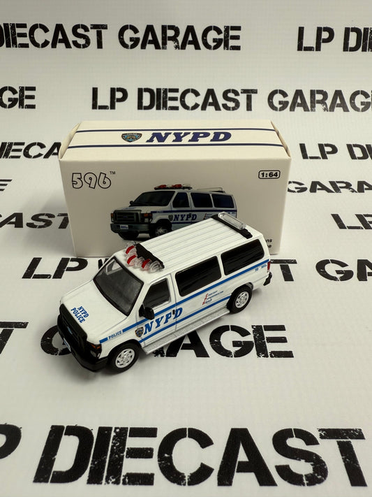 596 Model Ford E350 Van NYPD New York City Police 1:64 Diecast
