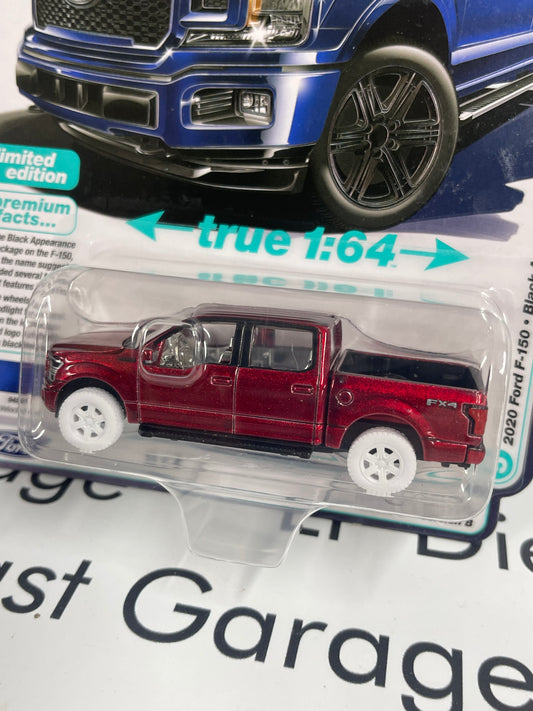 ULTRA RED CHASE AUTO WORLD 2020 Ford F-150 Velocity Blue 1:64 Diecast Muscle Trucks