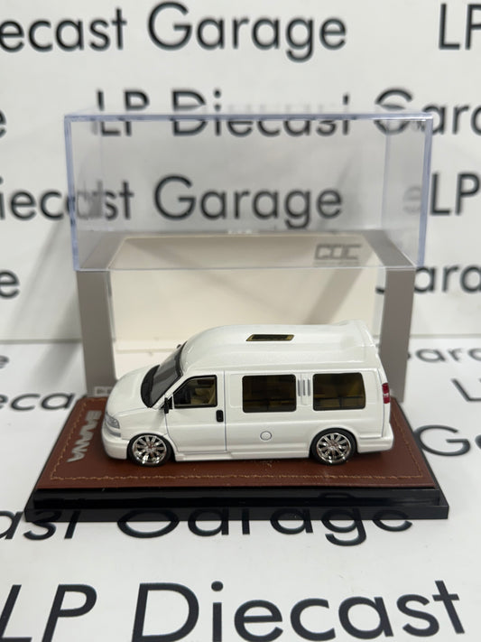 GOC GMC Savana RV Van White Limited Edition 1:64 Diecast Exclusive