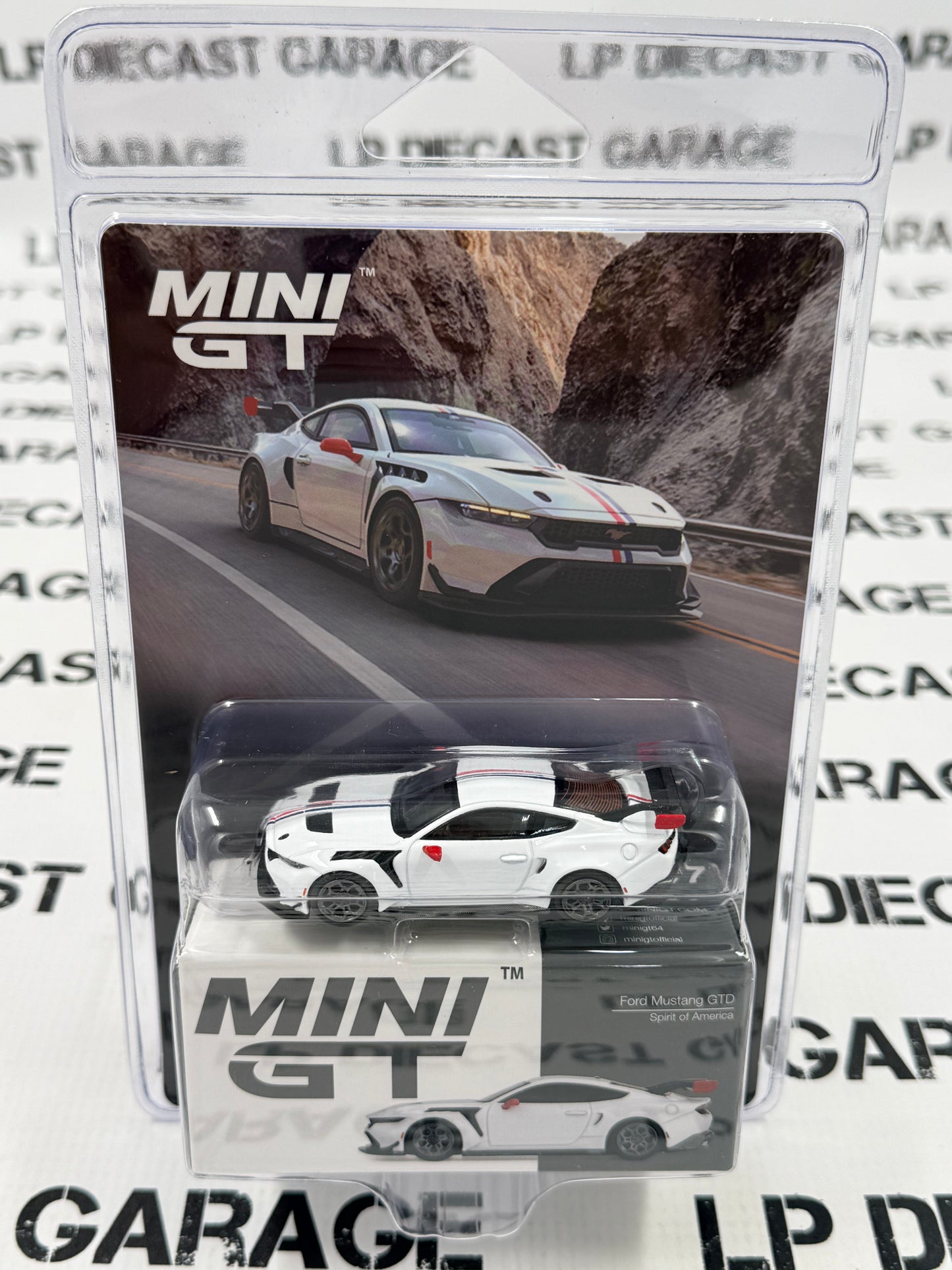 MINI GT 2026 Ford Mustang GTD Spirit of America 1:64 Diecast