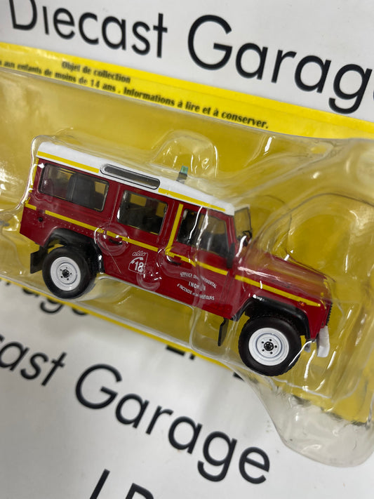 EDICOLA Land Rover Defender Rescue Team with Boat/Trailer 1:43 Diecast