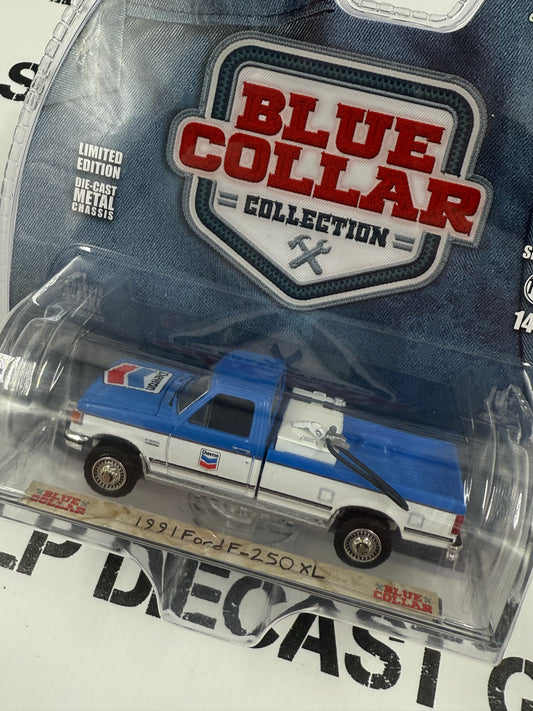 GREENLIGHT 1991 Ford F-250 XL Chevron 1:64 Diecast Blue Collar