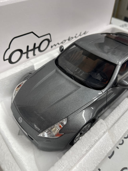 OTTO MOBILE 2009 Nissan 370Z Gray 1:18 Scale Resin Model OT465