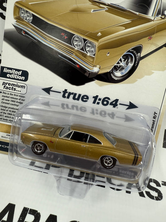 AUTO WORLD 1968 Dodge Coronet R/T Gold 1:64 Diecast Vintage Muscle