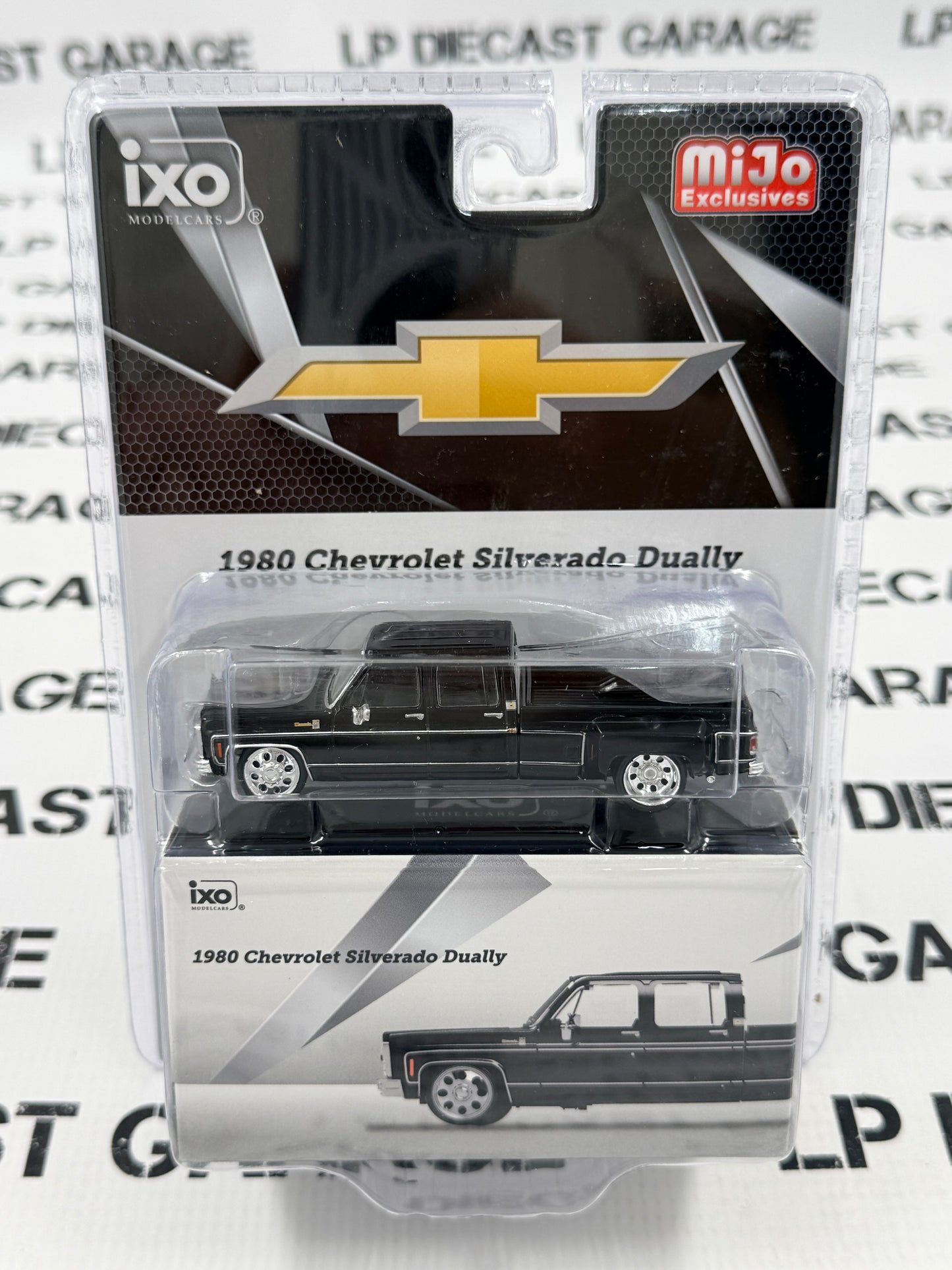 IXO Models 1980 Chevrolet Silverado Dually Black 1:64 Diecast MiJo
