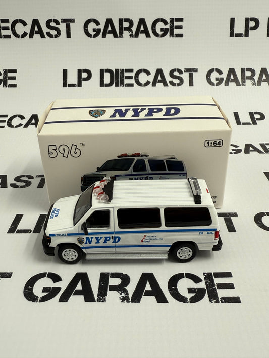 596 Model Ford E350 Van NYPD New York City Police 1:64 Diecast