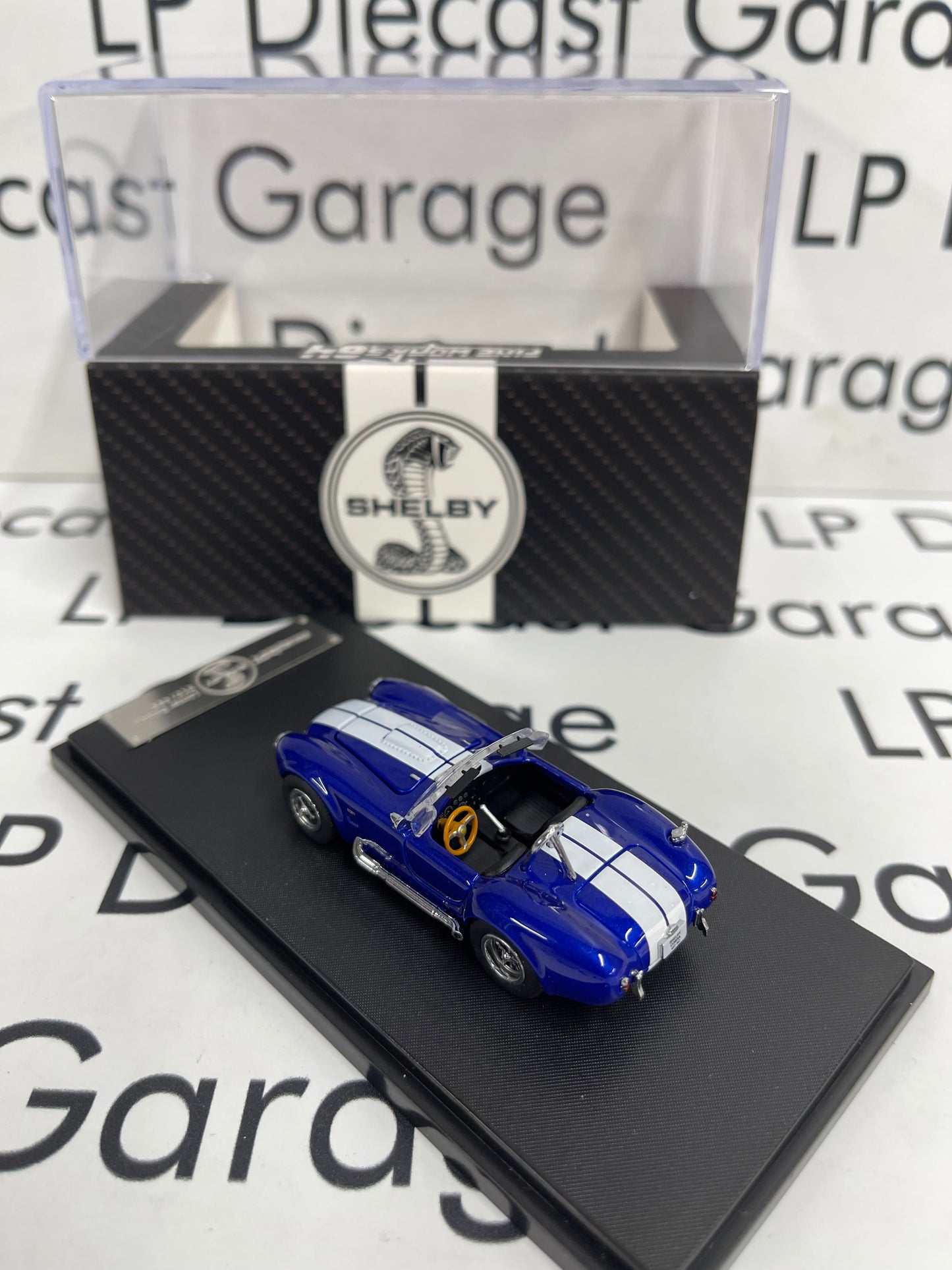 FINE WORKS 64 Shelby Cobra 427 S/C Blue 1:64 Diecast