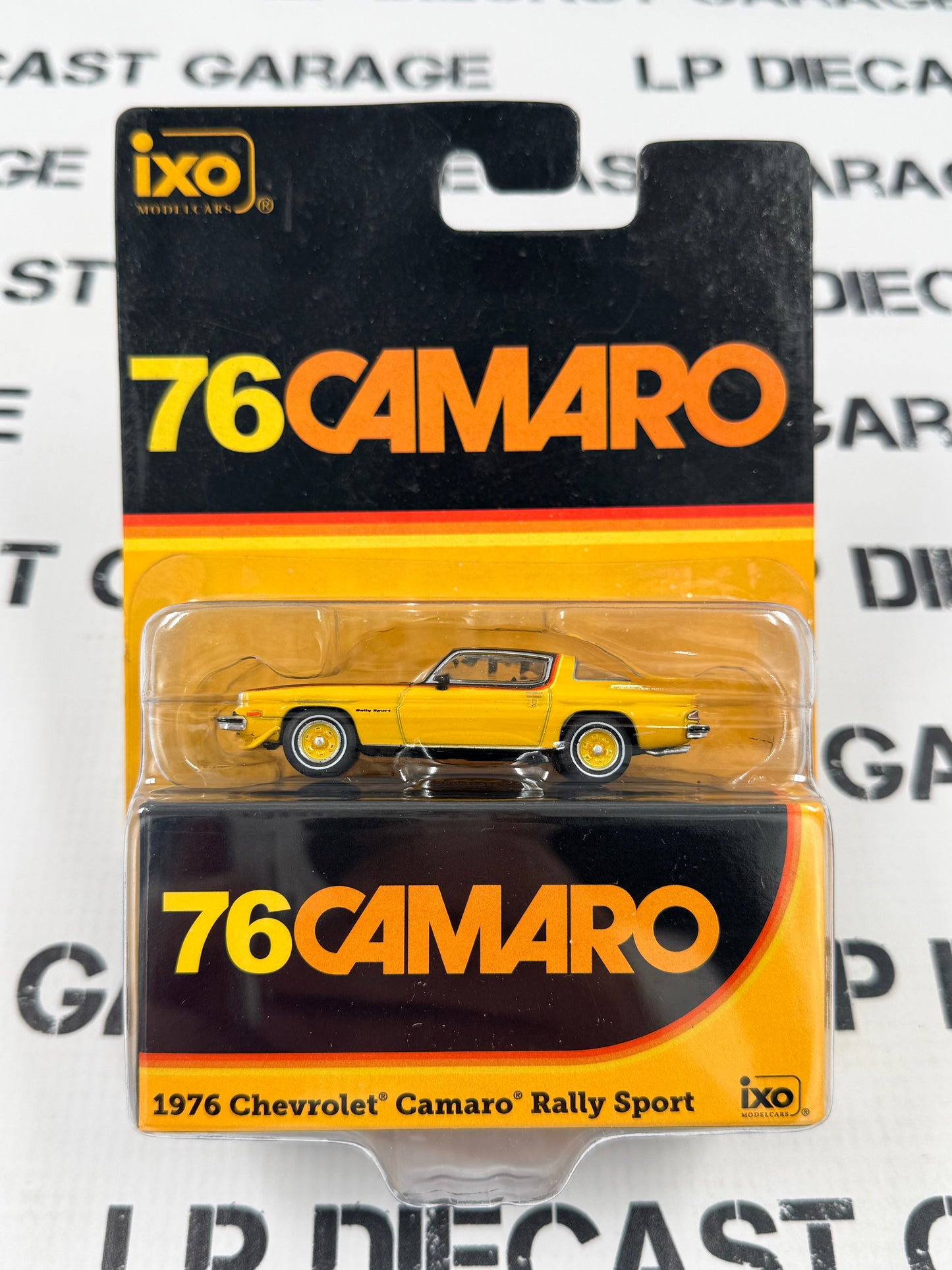 IXO Models 1976 Chevrolet Camaro Rally Sport Yellow Black 1:64 Diecast