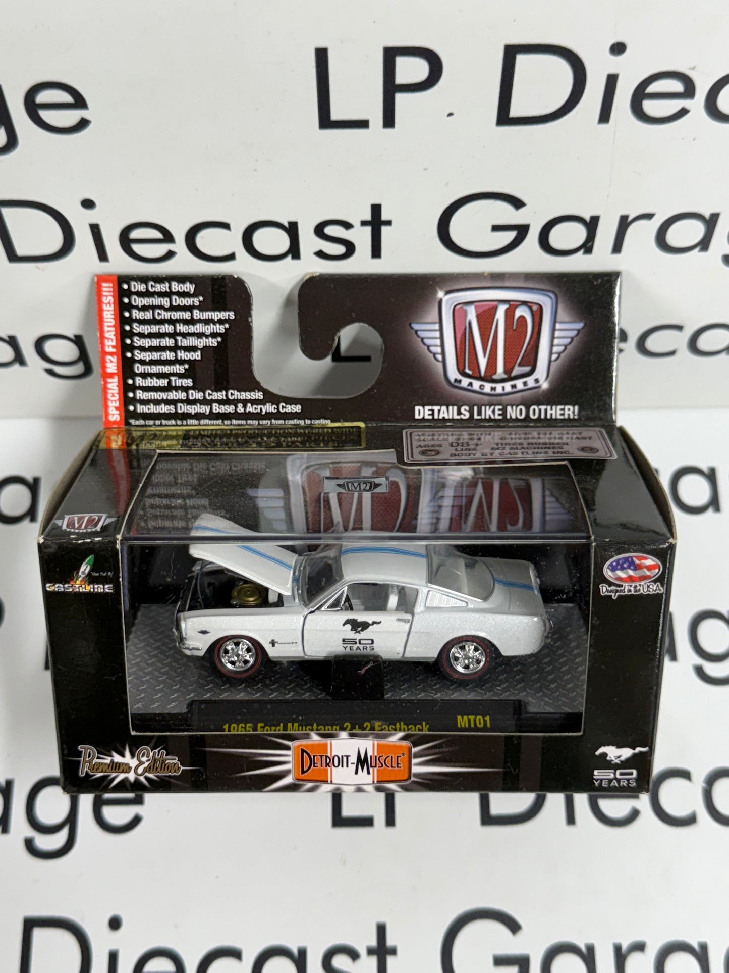 M2 1965 Ford Mustang 2+2 Fastback White 50 Years 1:64 Diecast