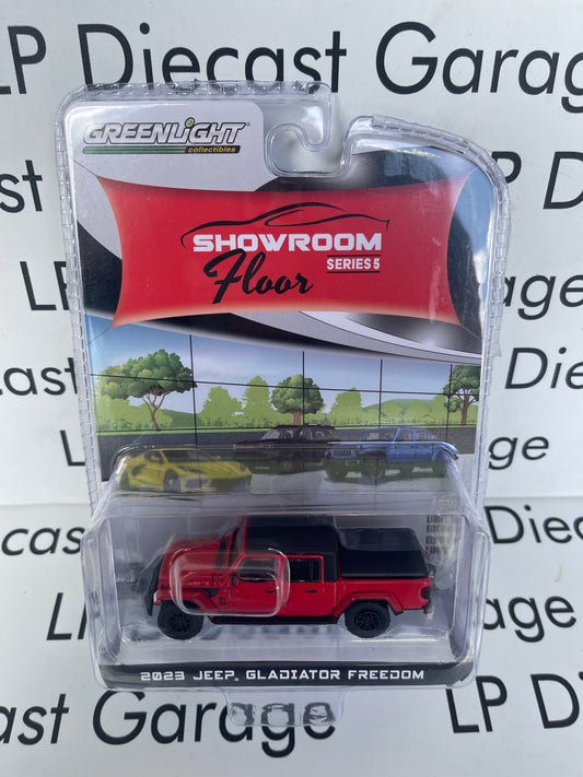 GREENLIGHT 2023 Jeep Gladiator Freedom Firecracker Red 1:64 Diecast Showroom