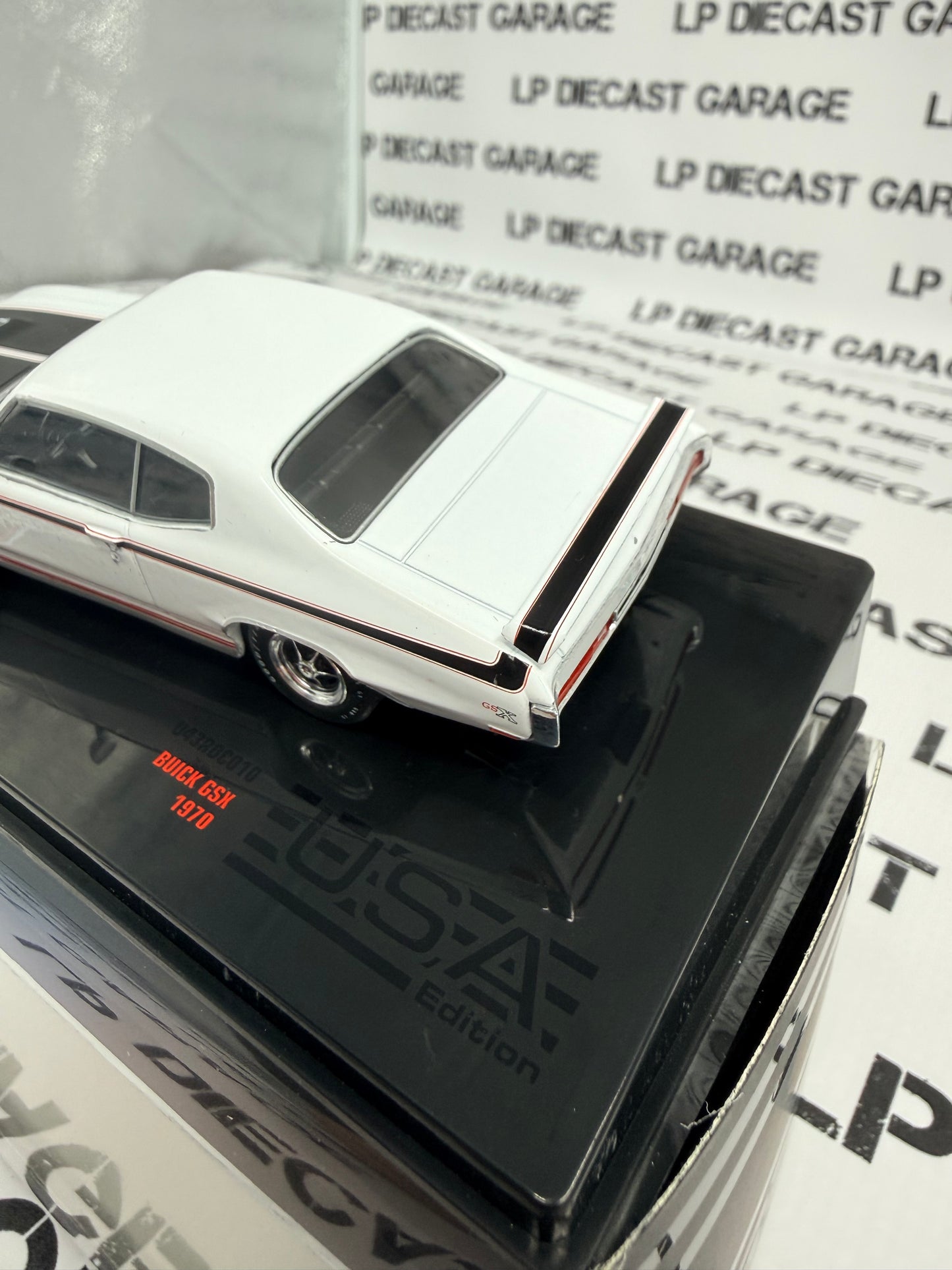 IXO Models 1970 Buick GSX White Muscle Car 1:43 Diecast
