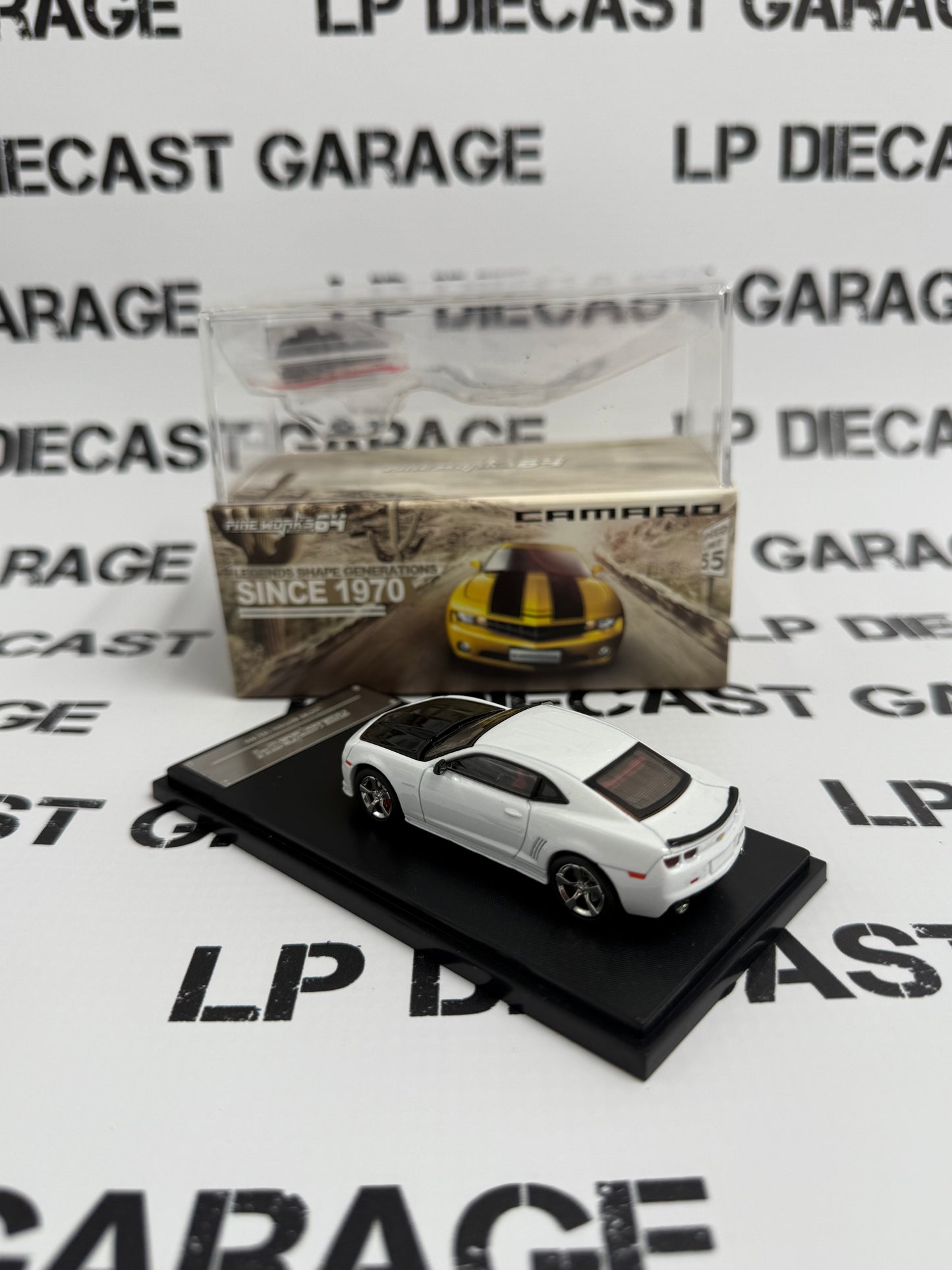 FINE WORKS 64 2010 Chevrolet Camaro White 1:64 Diecast