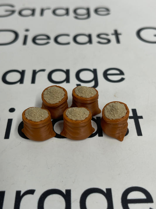 3D Printed Customs Set of 5 Large Feed Sacks for 1:64 Diecast Farming