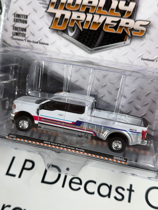 GREENLIGHT 2019 Ford F-350 Lariat White w/ Decals 1:64 Diecast Dually Drivers