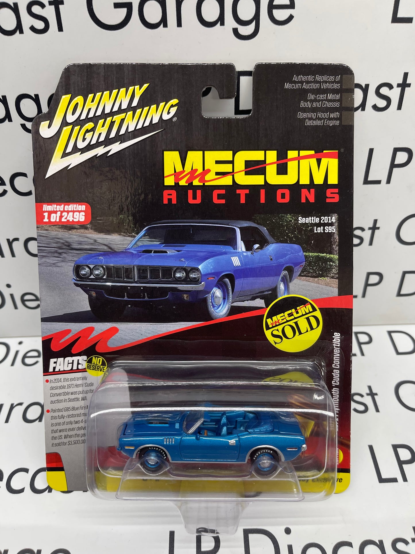 JOHNNY LIGHTNING 1971 Plymouth Cuda Convertible Blue Mecum 1:64 Diecast