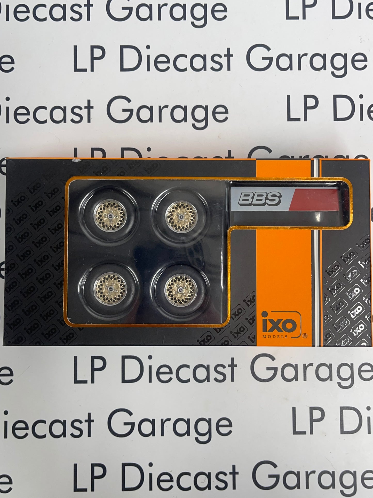 IXO Models Gold w/Chrome Lip BBS Alloy Wheel Set (4) for 1:18 Diecast