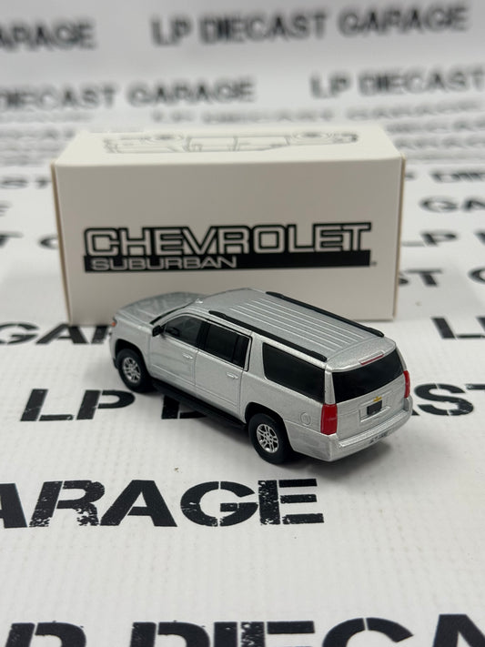 MODEL TRUCK 2015 Chevrolet Suburban Silver 1:64 Diecast SUV