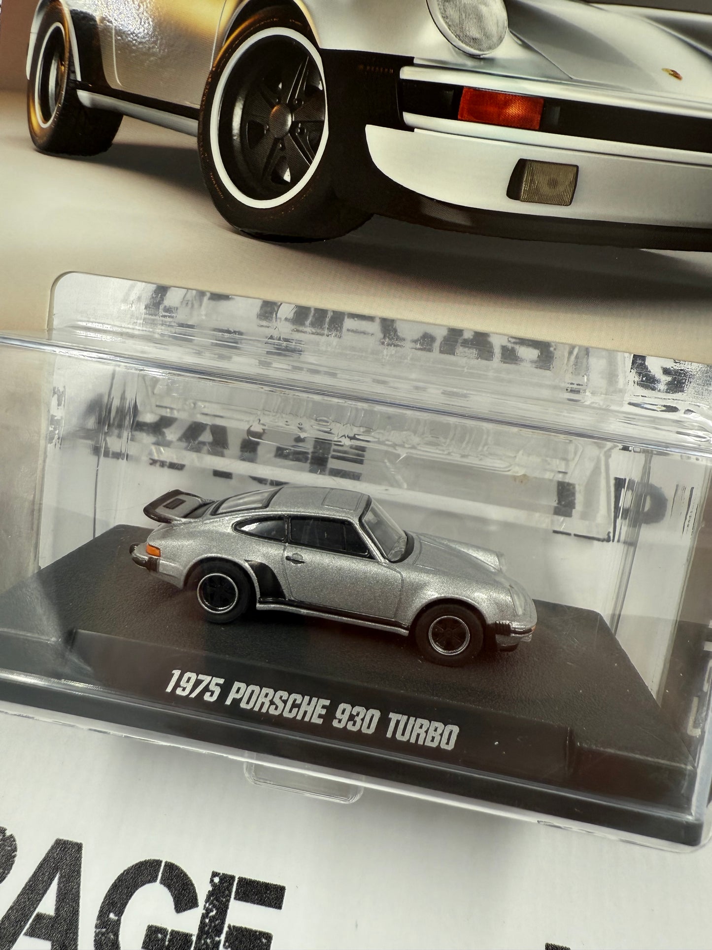 MAJORETTE 1975 Porsche 930 Turbo Silver 1:64 Diecast Collector Series