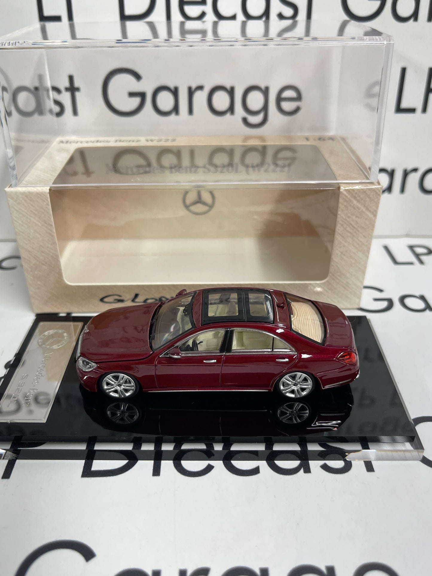 GLORY MODEL 2019 Mercedes Benz S320L W222 Red 1:64 Diecast Ghost Player