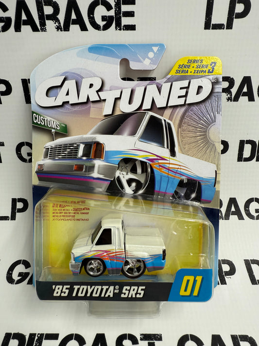 CARTUNED '85 Toyota SR5 Truck White/Blue 1:64 Diecast Series 3