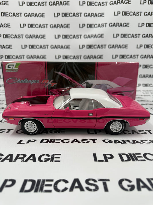 GREENLIGHT 1970 Dodge Challenger R/T Panther Pink 1:18 Diecast