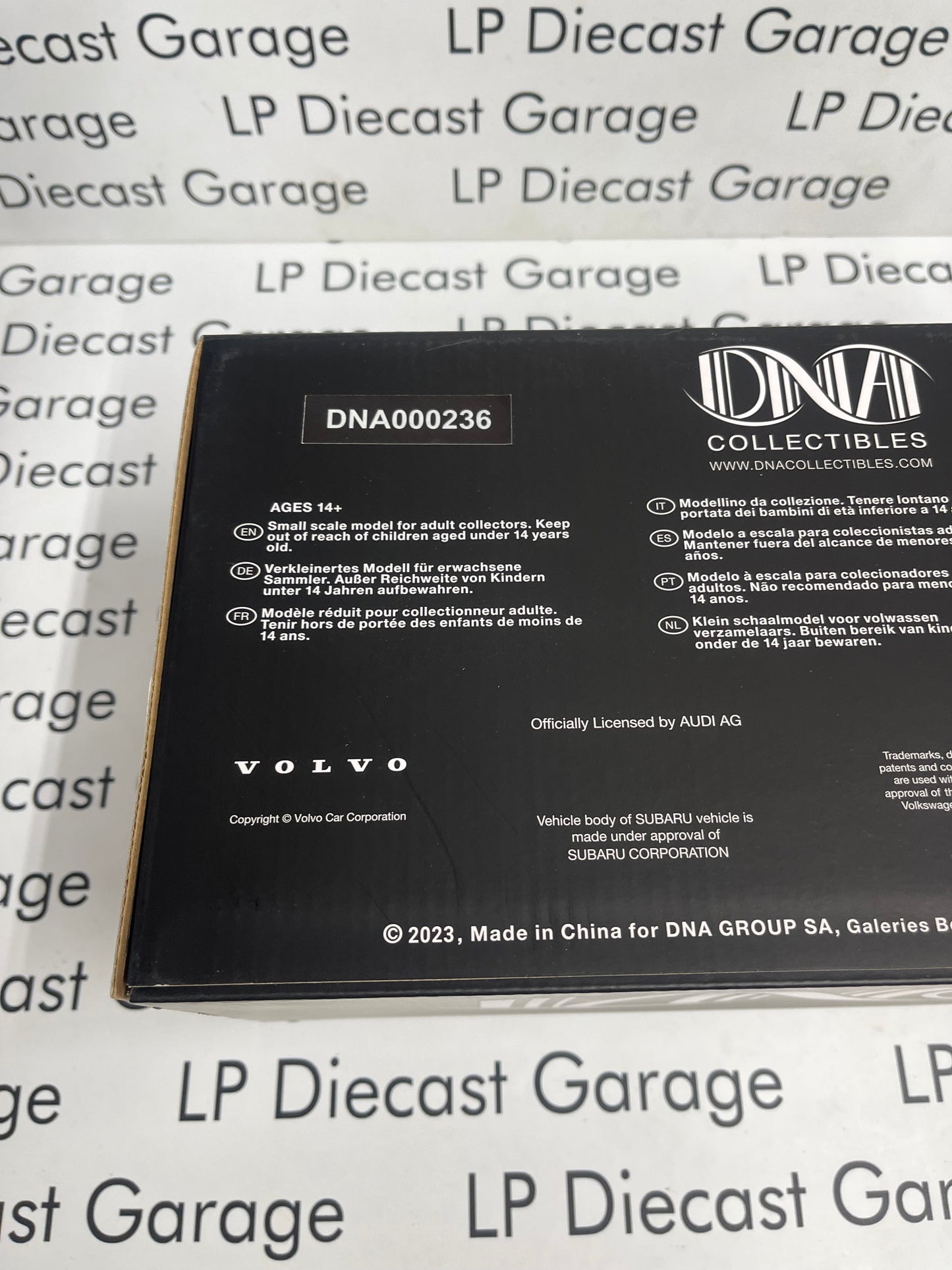 DNA Collectibles 1991 Subaru Alcyone SVX Silver 1:18 Scale Resin Model