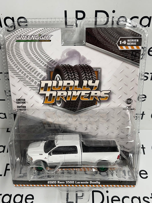 GREEN MACHINE CHASE 2020 Ram 3500 Laramie Dually White 1:64 Diecast