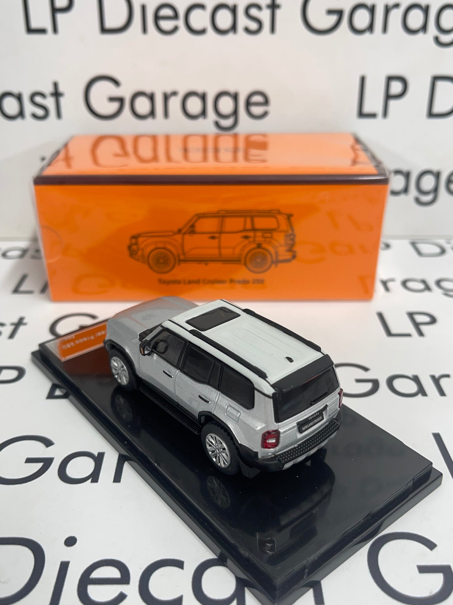 GCD 2024 Toyota Land Cruiser Prado 250 Silver LHD 1:64 Diecast