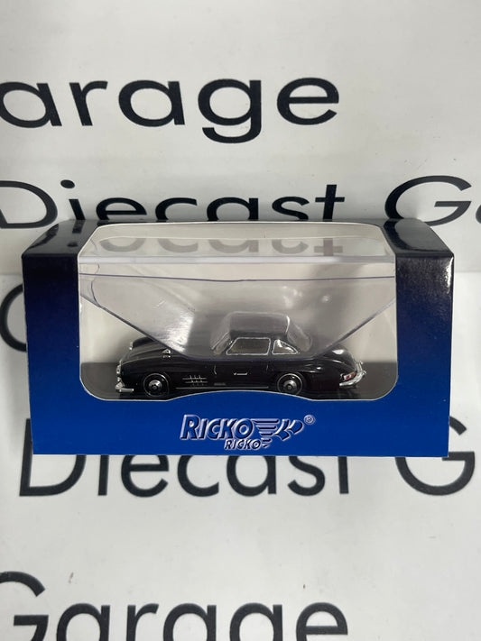 RICKO Limited 1954 Mercedes Benz 300SL (W198) Black 1:87 Scale HO Plastic