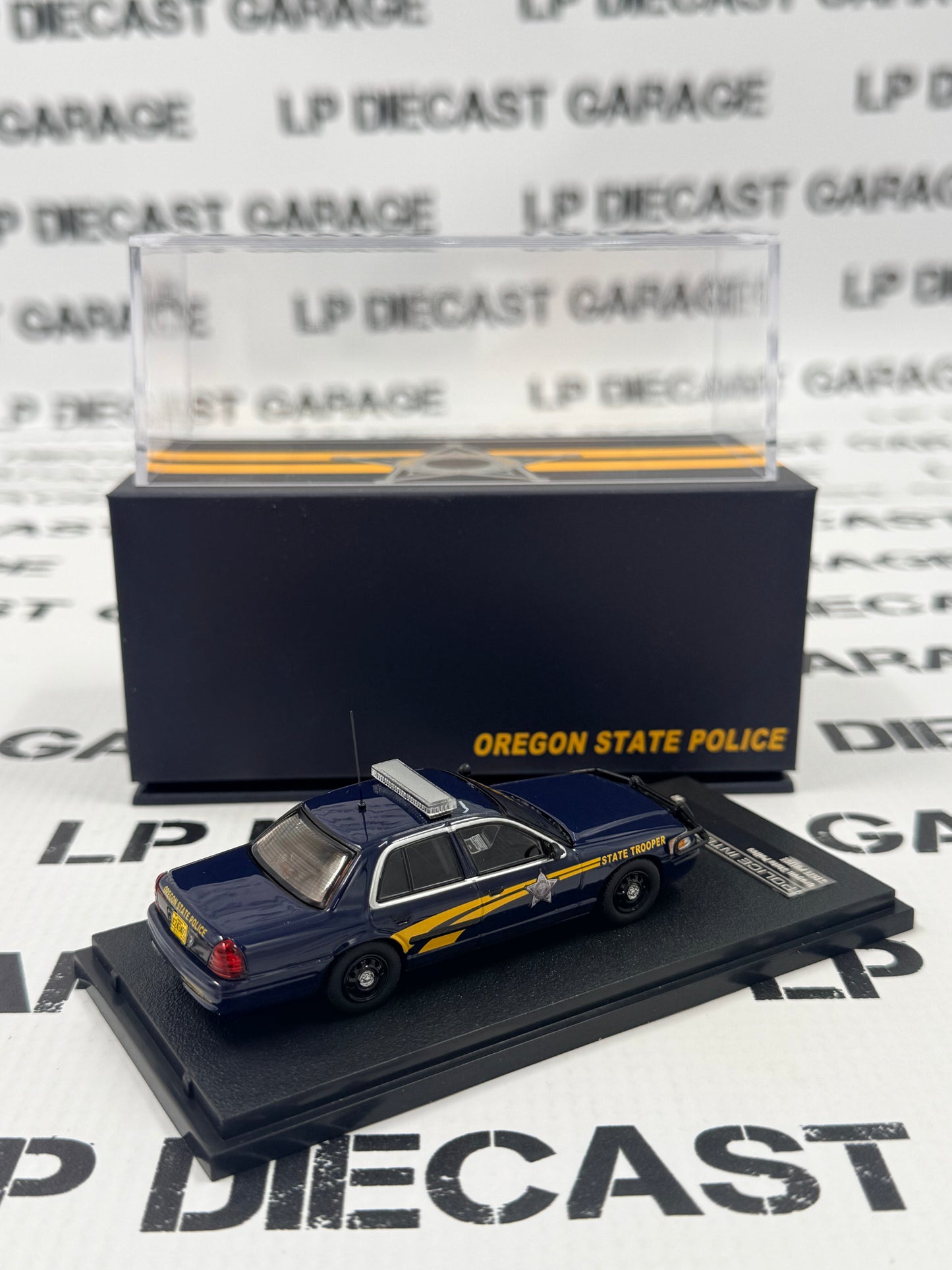 ROLLIN Ford Crown Victoria Oregon State Police 1:64 Diecast