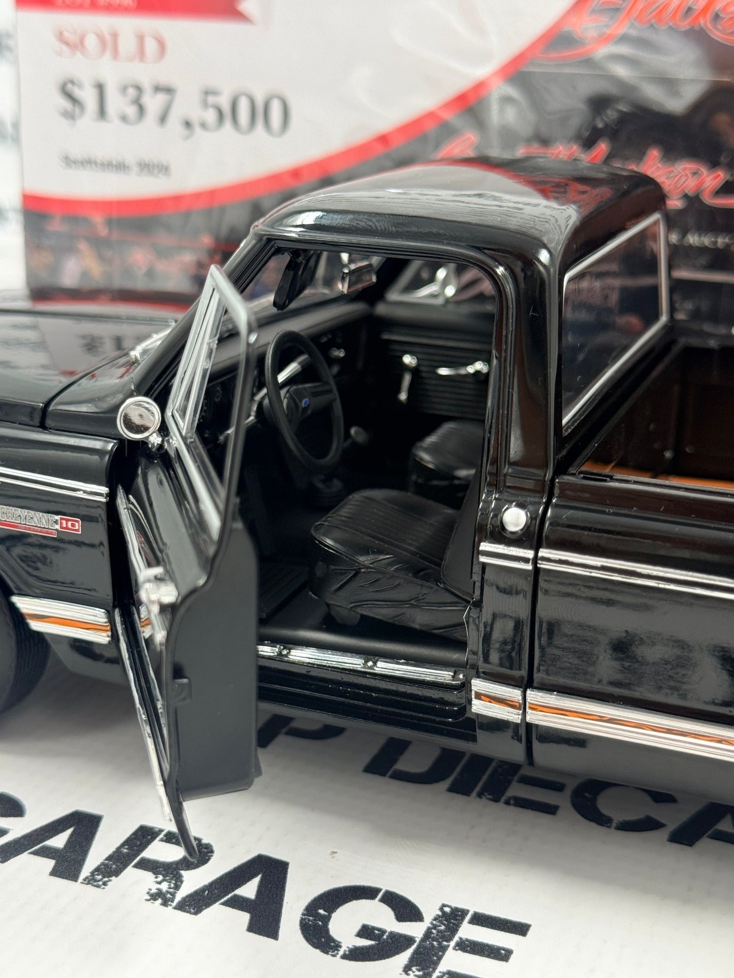 GREENLIGHT 1971 Chevrolet C-10 Truck Black 1:18 Diecast Barrett Jackson HWY61