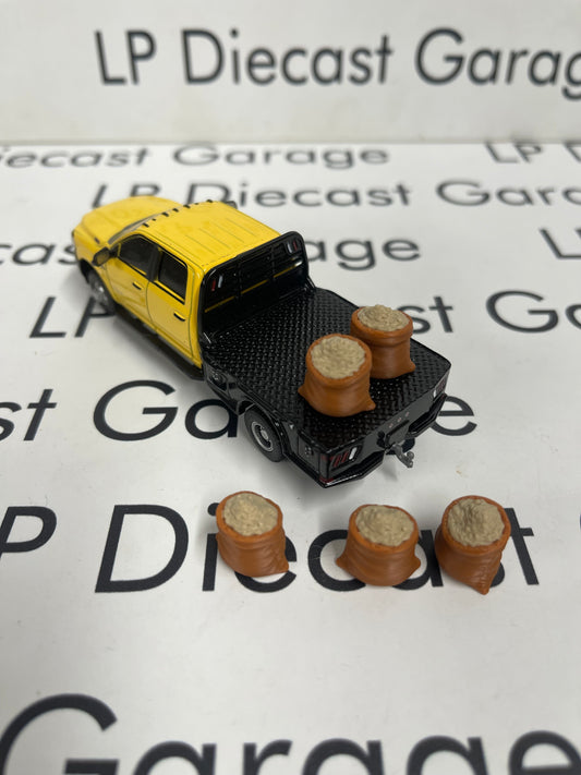 3D Printed Customs Set of 5 Large Feed Sacks for 1:64 Diecast Farming