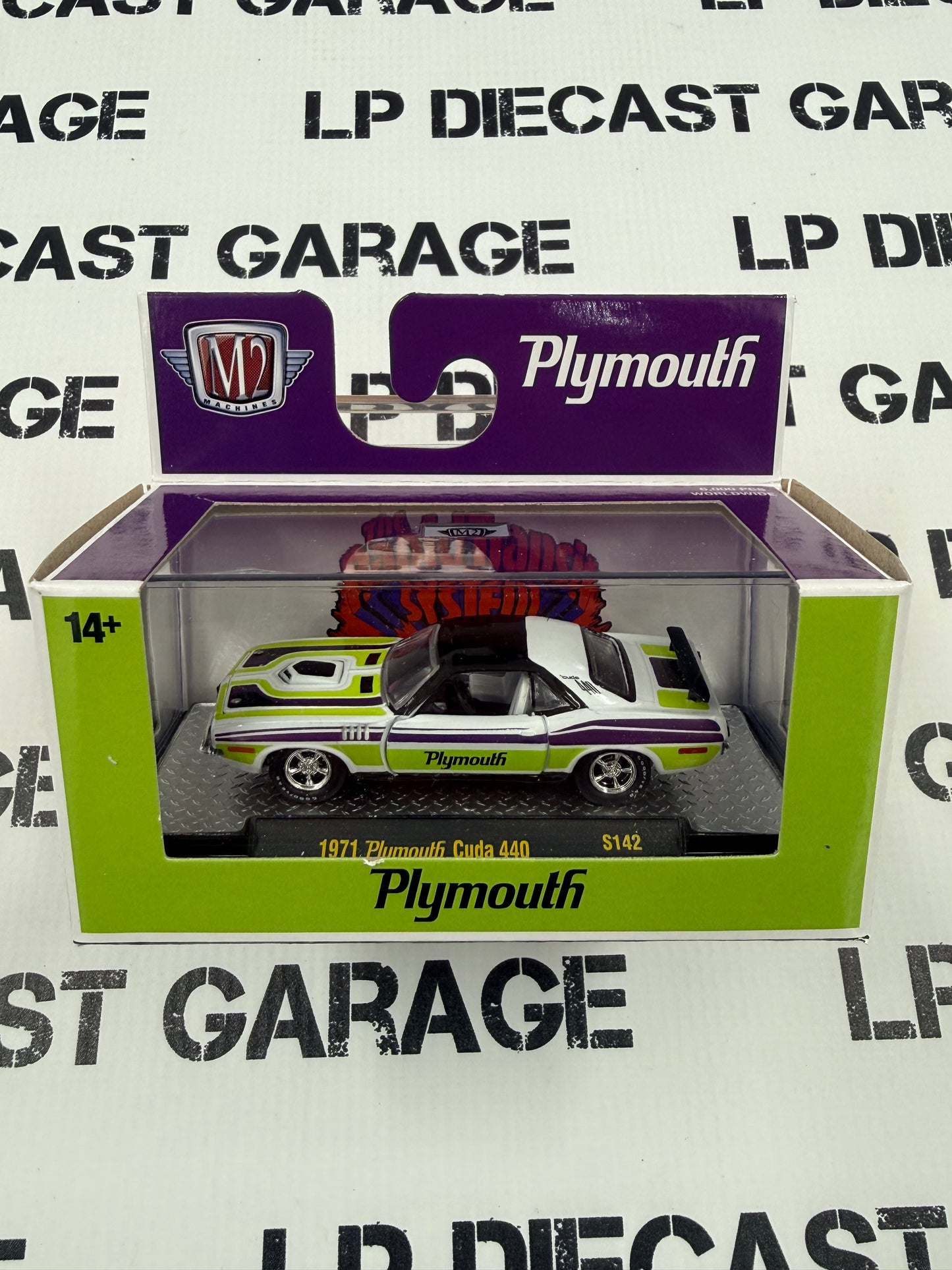 M2 1971 Plymouth Cuda 440 White Green Purple 1:64 Diecast
