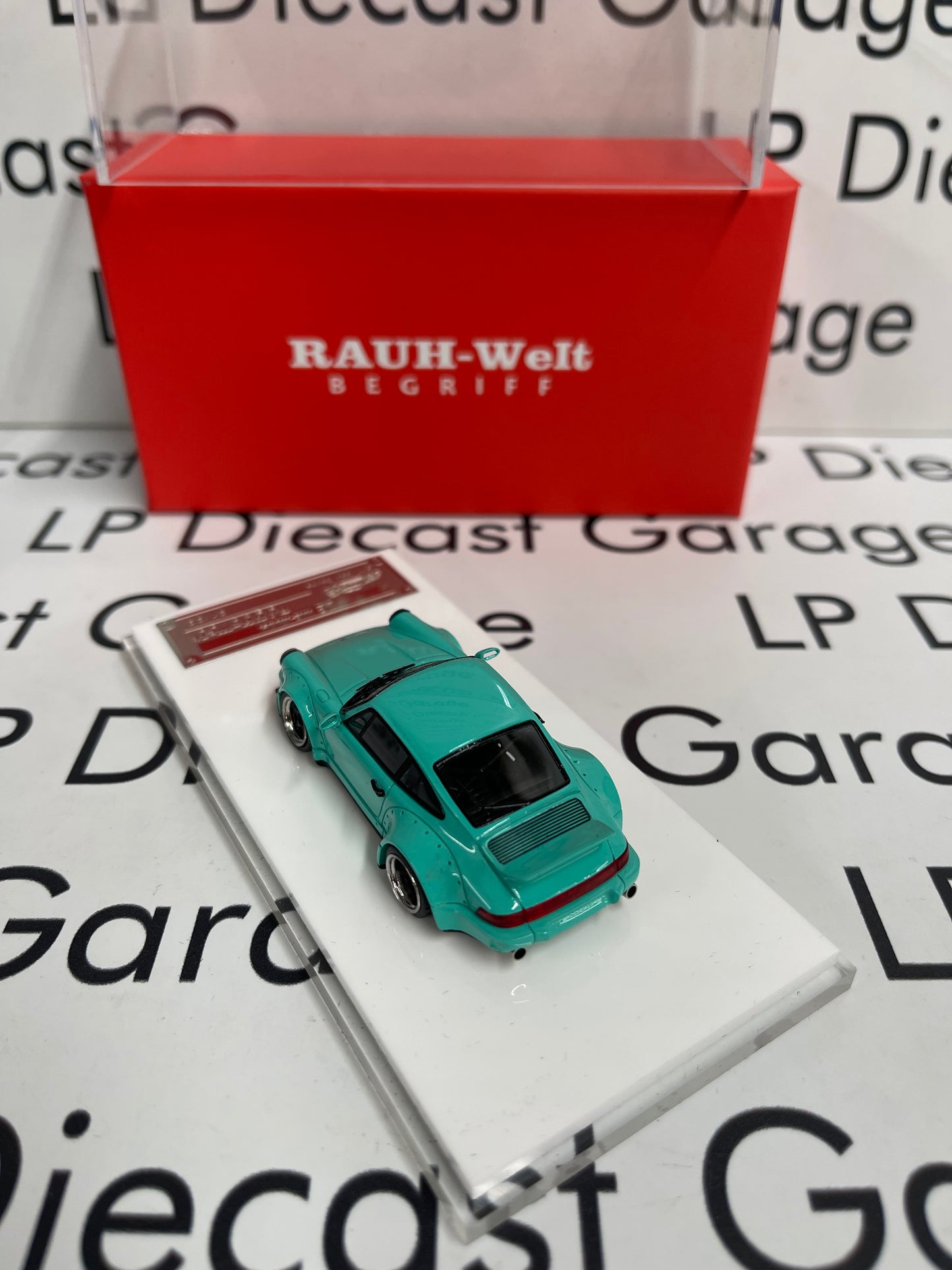 XXE-Models Porsche 964 RWB BeGriff Teal 1:64 Resin Model Rauh-Welt
