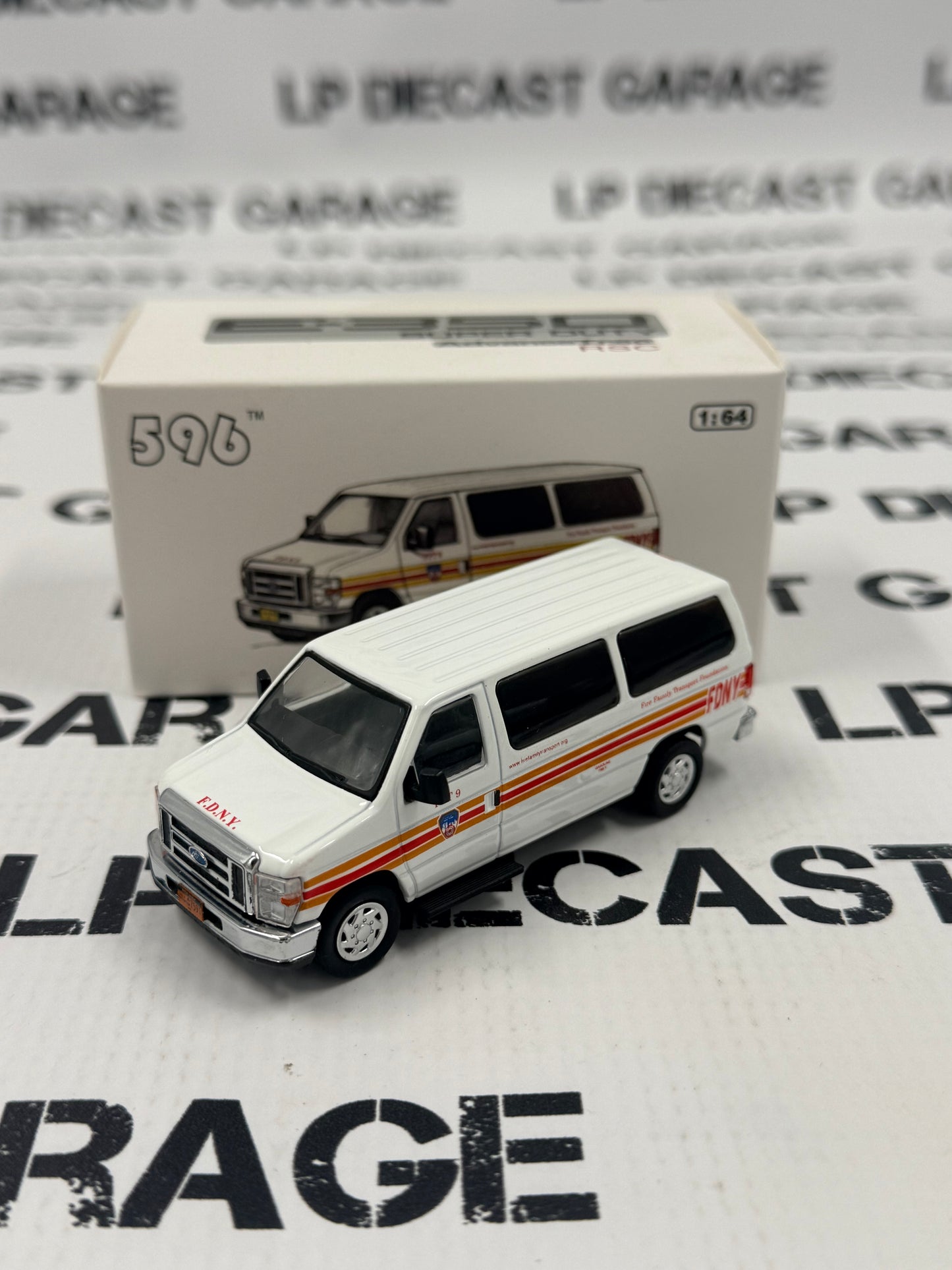 596 Model Ford E350 Van New York NY Fire Department 1:64 Diecast
