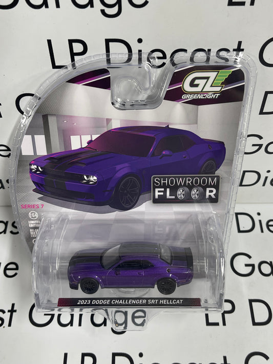 GREENLIGHT 2023 Dodge Challenger SRT Hellcat Plum Purple Showroom 1:64 Diecast