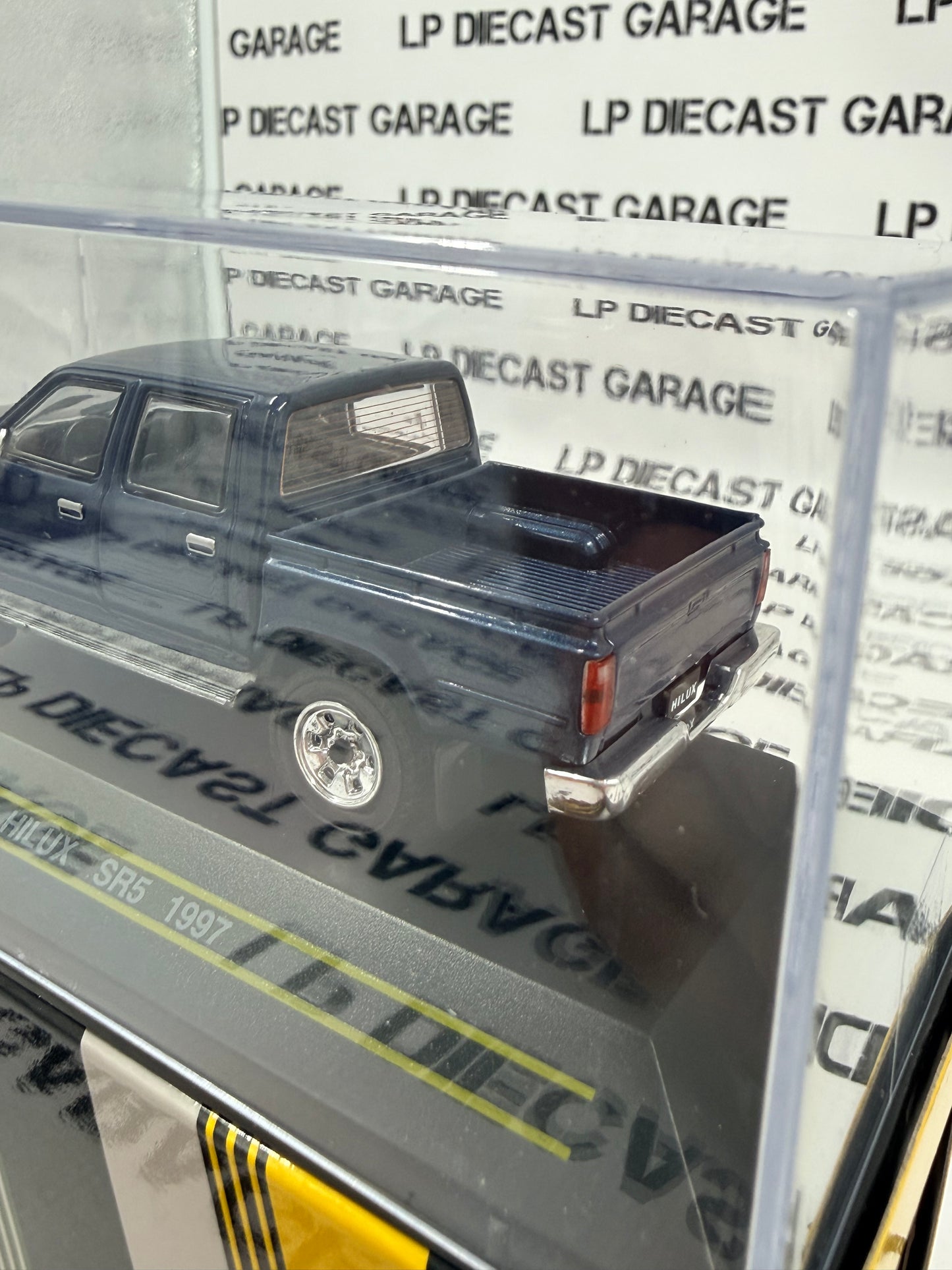 FIRST43 1997 Toyota Hilux Truck Blue SR5 RHD 1:43 Diecast