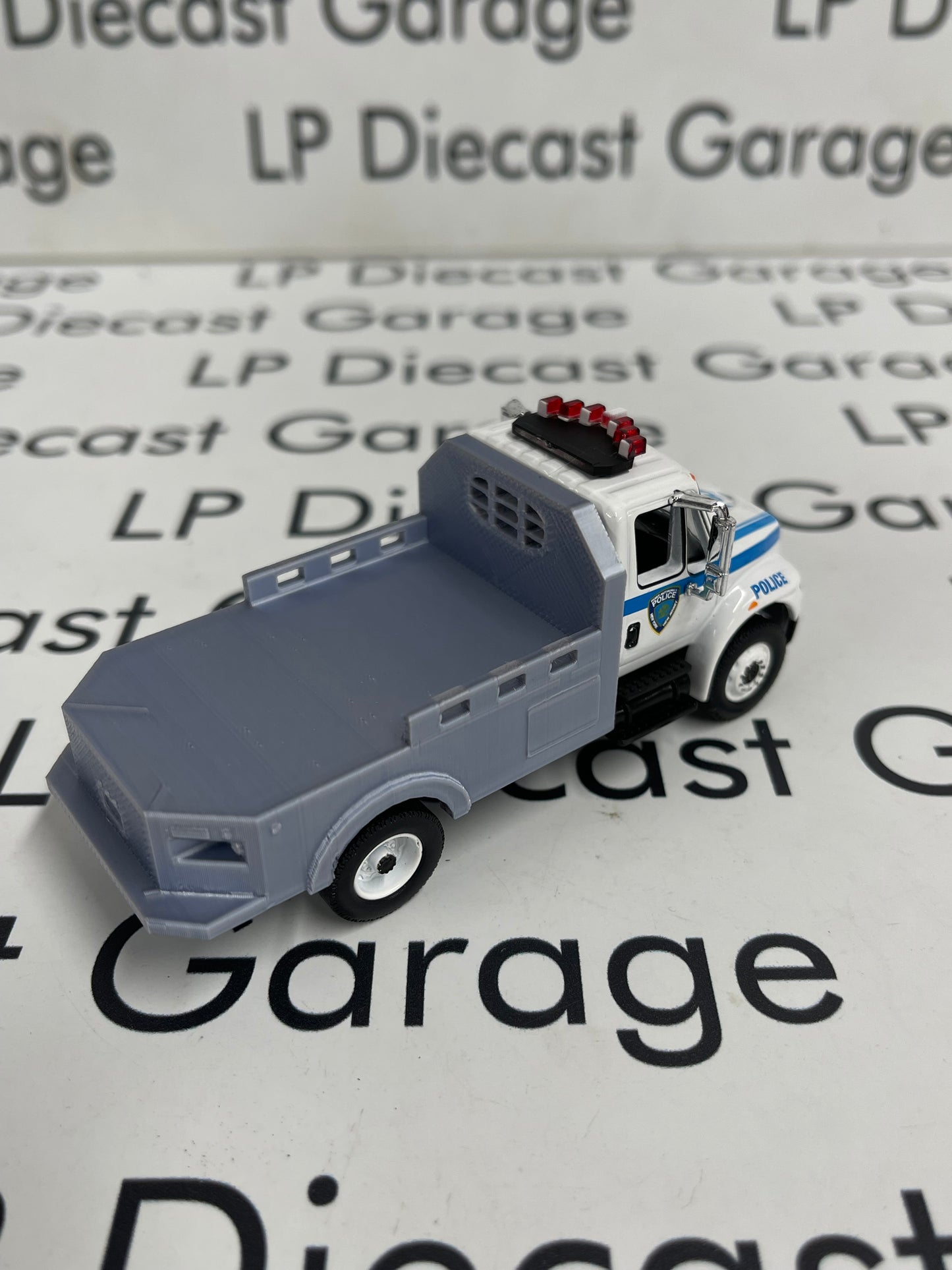 3D Printed Customs Silver Flatbed Fits Greenlight International Durastar 1:64 Diecast Trucks