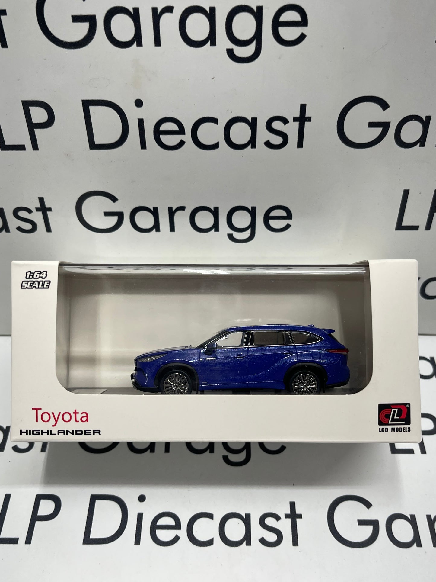 LCD MODELS 2022 Toyota Highlander Hybrid Blueprint 1:64 Diecast