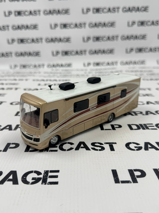 GREENLIGHT 2016 Fleetwood Bounder RV Motorhome 1:64 Diecast *LOOSE*