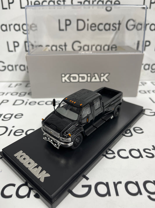 GOC 2005 Chevrolet Kodiak C4500 Pickup Truck Black 1:64 Diecast
