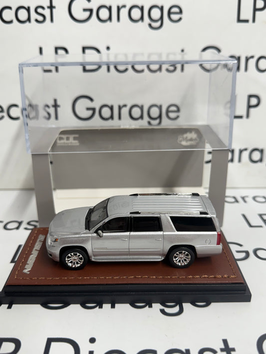 GOC 2015 Chevrolet Suburban Silver Limited Edition 1:64 Diecast Exclusive