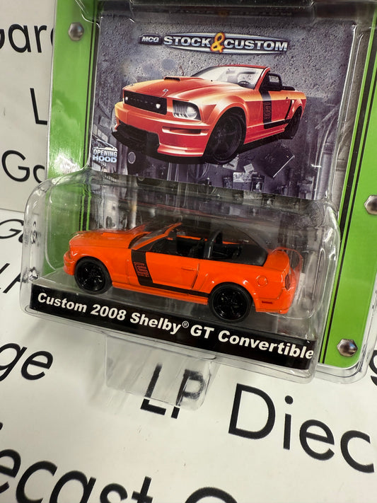 GREENLIGHT 2008 Ford Mustang Shelby GT Convertible Orange 1:64 Diecast